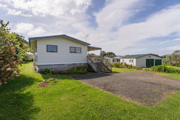 12 Thompson Place Opito Bay_7