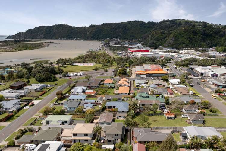 13B Beach Street Whakatane_23