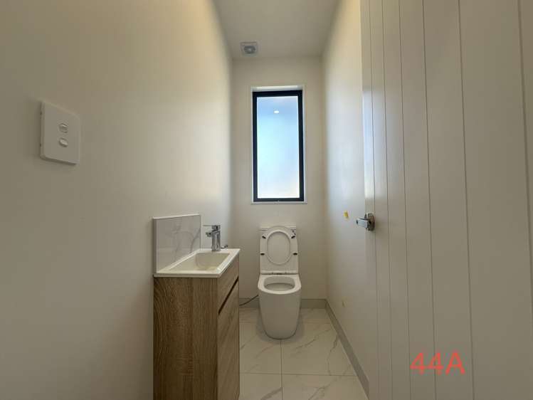 44B Juniper Road Sunnynook_24