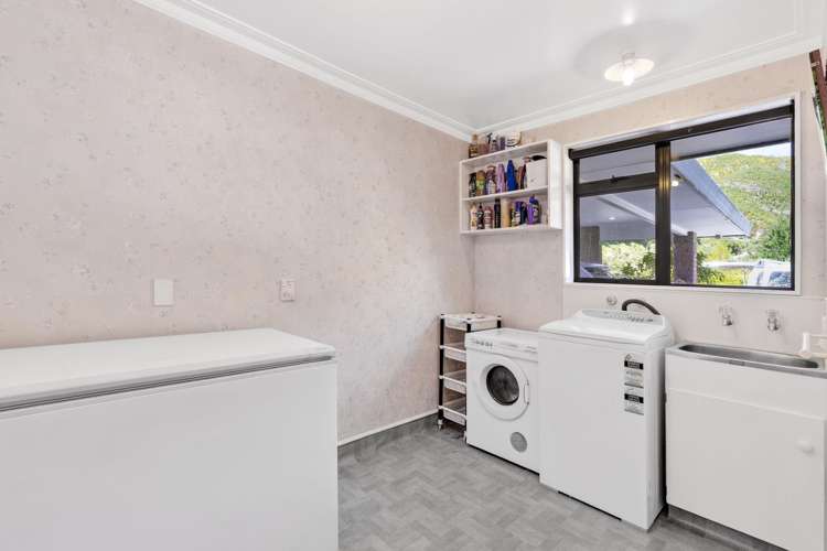 583 Hill Street South Hope_23