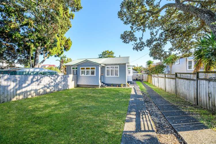 67 Sturges Road Henderson_18