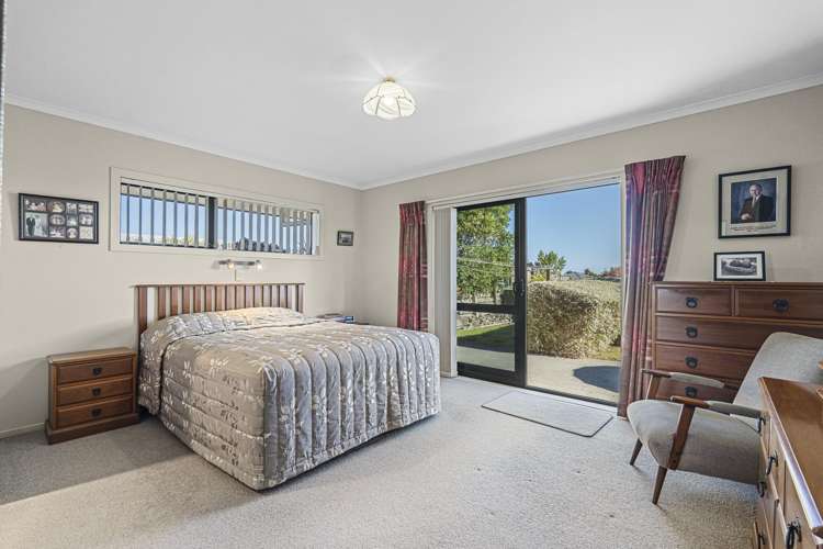 6 Ash Place Whalers Gate_15