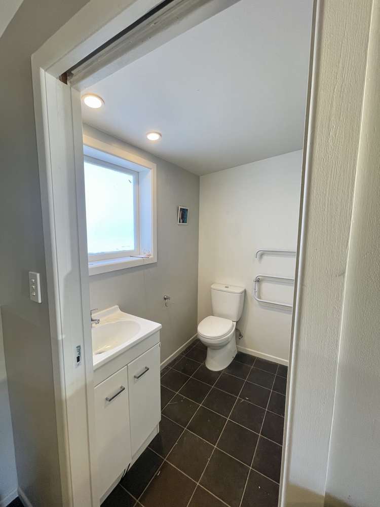 87 Churchill Road Judea_21