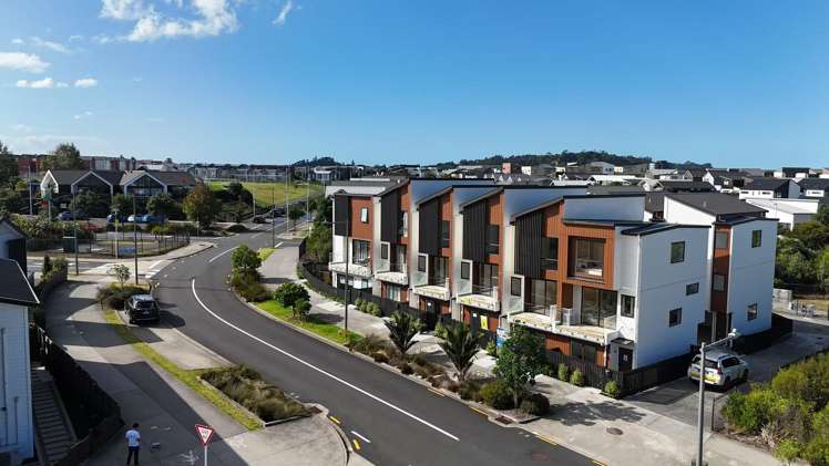 87 Joshua Carder Drive Hobsonville_23