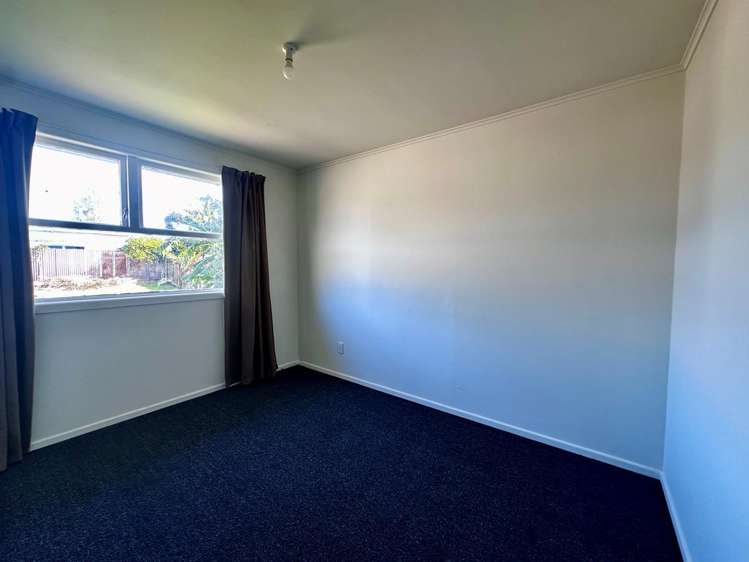 55 Cobham Crescent Otara_9