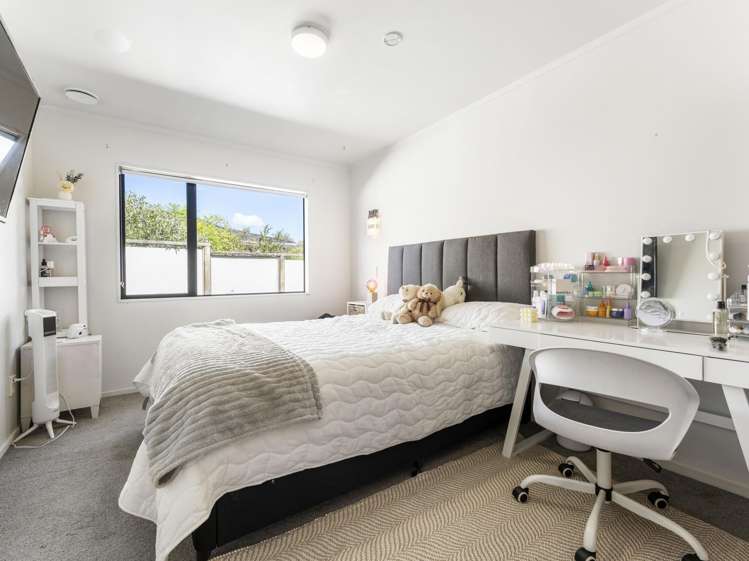 24 Charles Prevost Drive The Gardens_11