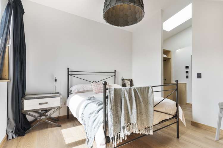 6 Soudley Court Jacks Point_13