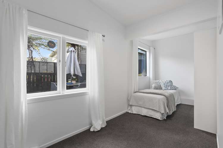 1114 Huia Road Huia_17