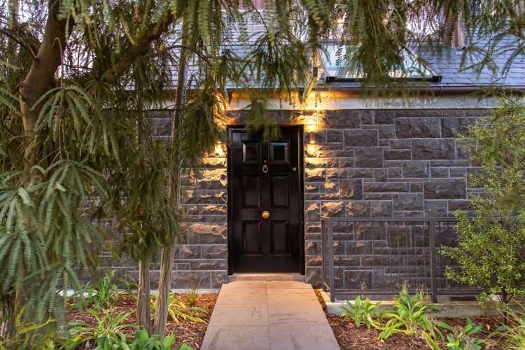 3 Merivale Lane Merivale_2