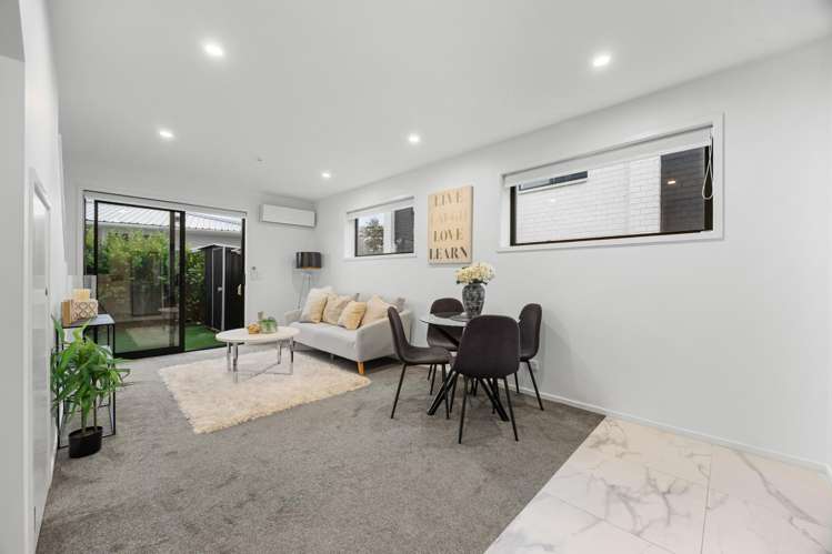 4/14 Wilsher Crescent Henderson_3