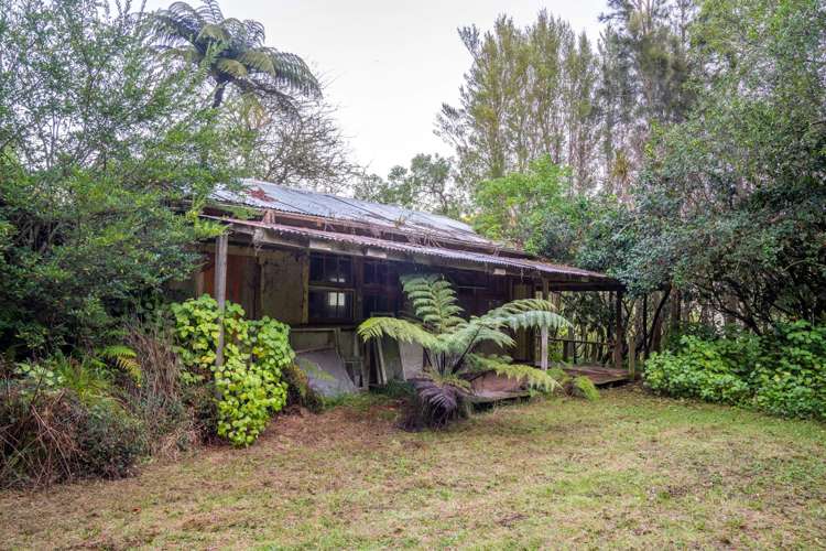 12 Glendining Road Waihua_21