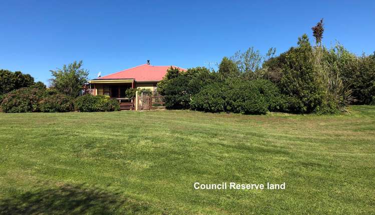 11 Feary Crescent Takaka_18