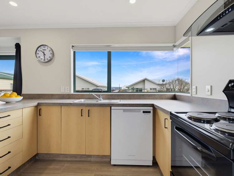 17 Mansfield Road Owhata_6