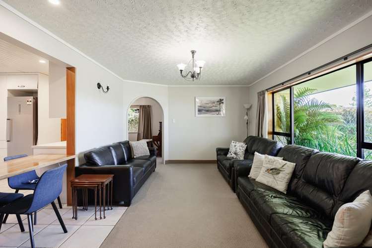 54 Ngarimu Crescent Taradale_4