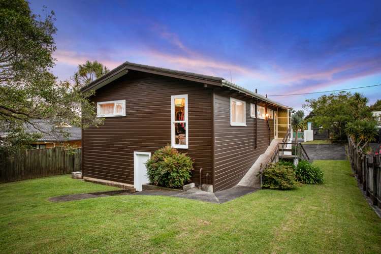 211 Woodlands Park Road_3