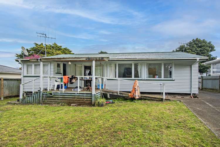 8 Holmes Avenue Otangarei_4