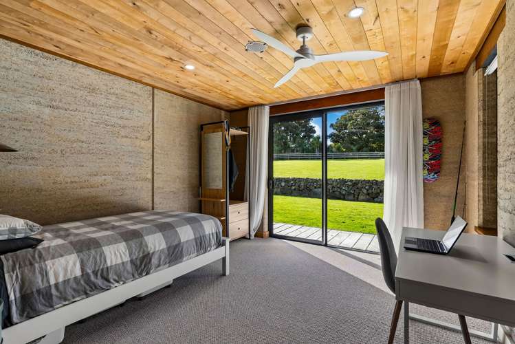 16 Pennyroyal Place Te Kamo_10