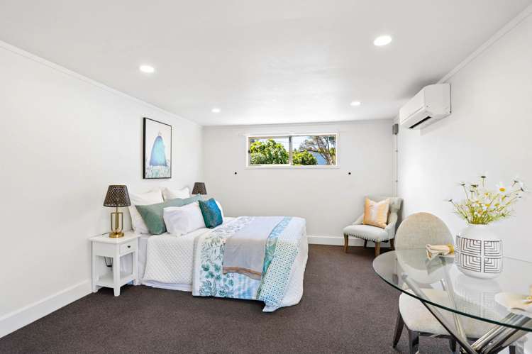 115 Vodanovich Road Te Atatu South_15