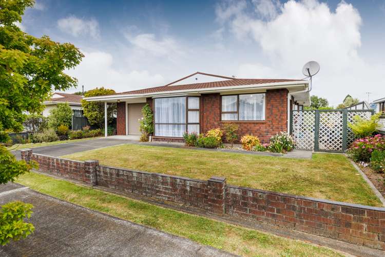 41 Cedar Crescent Feilding_13