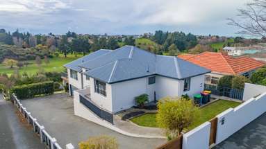 203 Douglas Street_1