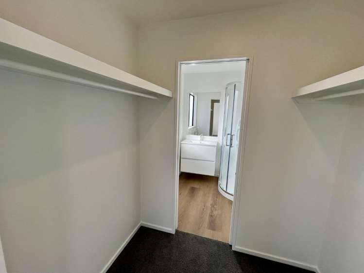13 Scots Drive 11103_12