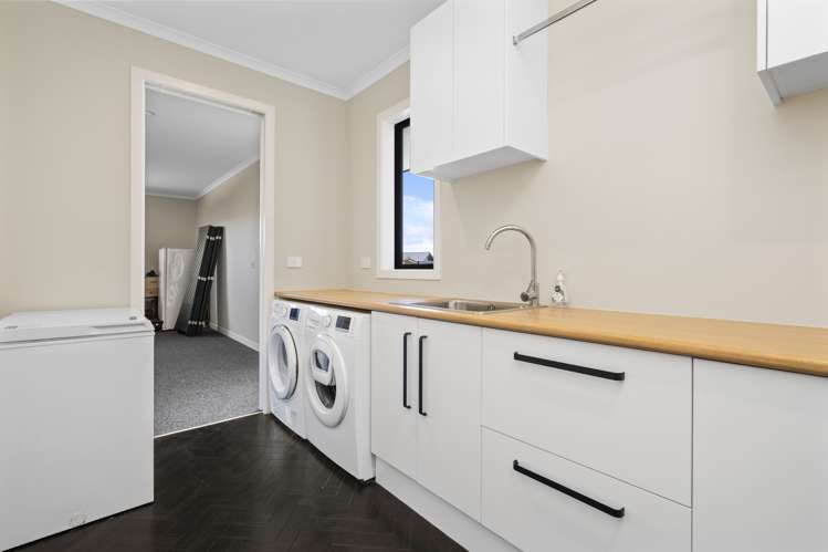 39 Baxter Michael Crescent Cambridge_20