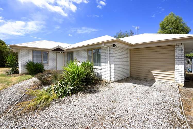 82 Starveall Street Brightwater_1