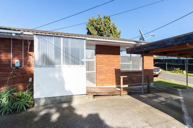 1/11 Alston Avenue Kelston_1