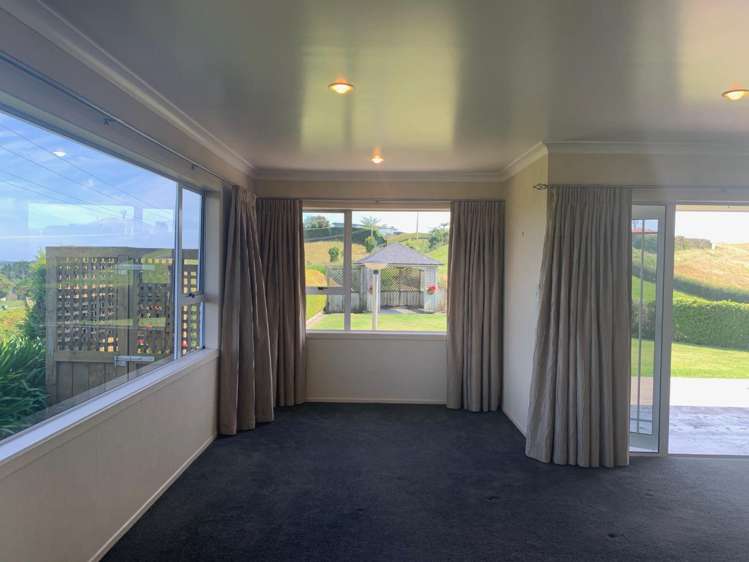 144 King Road Inglewood_14