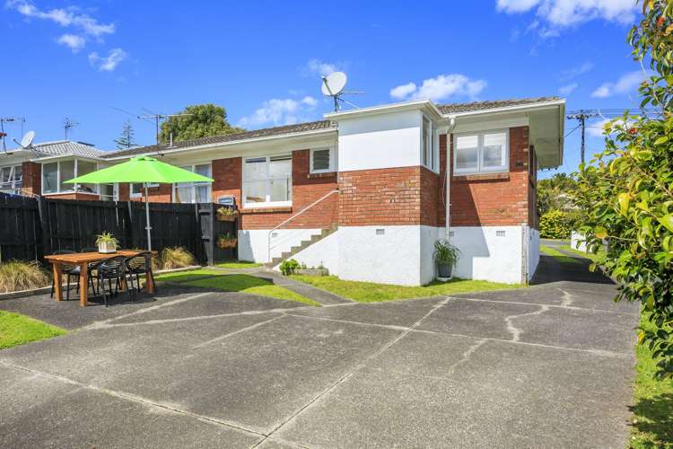 3/13 Corrella Road Belmont_13