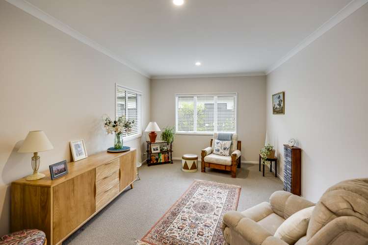 6 Drake Crescent Awatoto_9