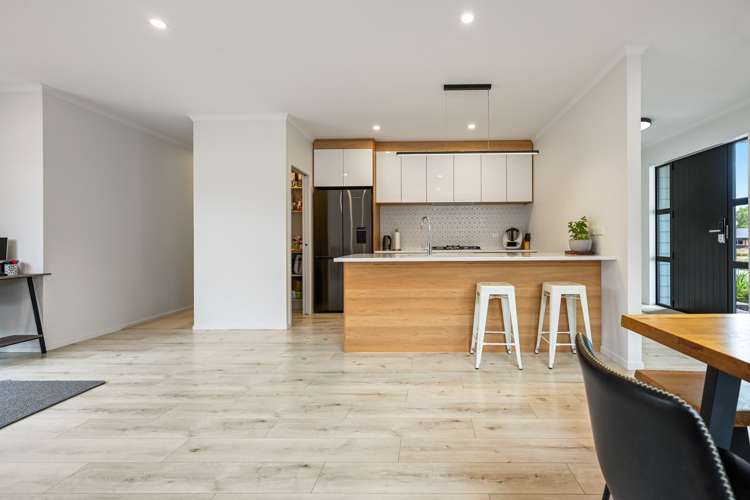 4 Athier Avenue Chartwell_2