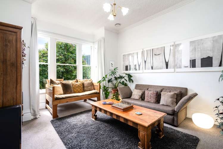 220 North Road North East Valley_12