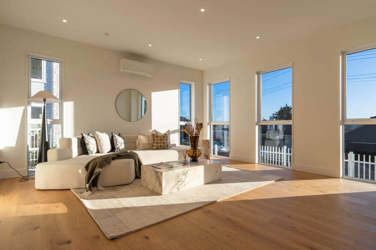 14,16 & 18 William Souter Street Forrest Hill_11