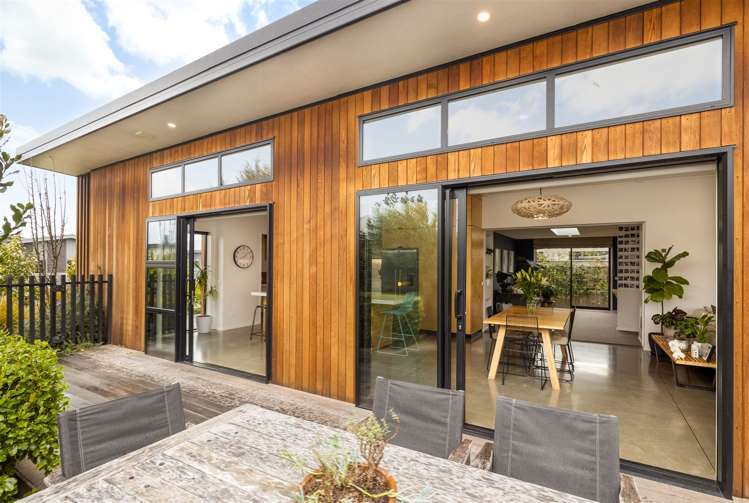 4 Piper Lane Burleigh_22