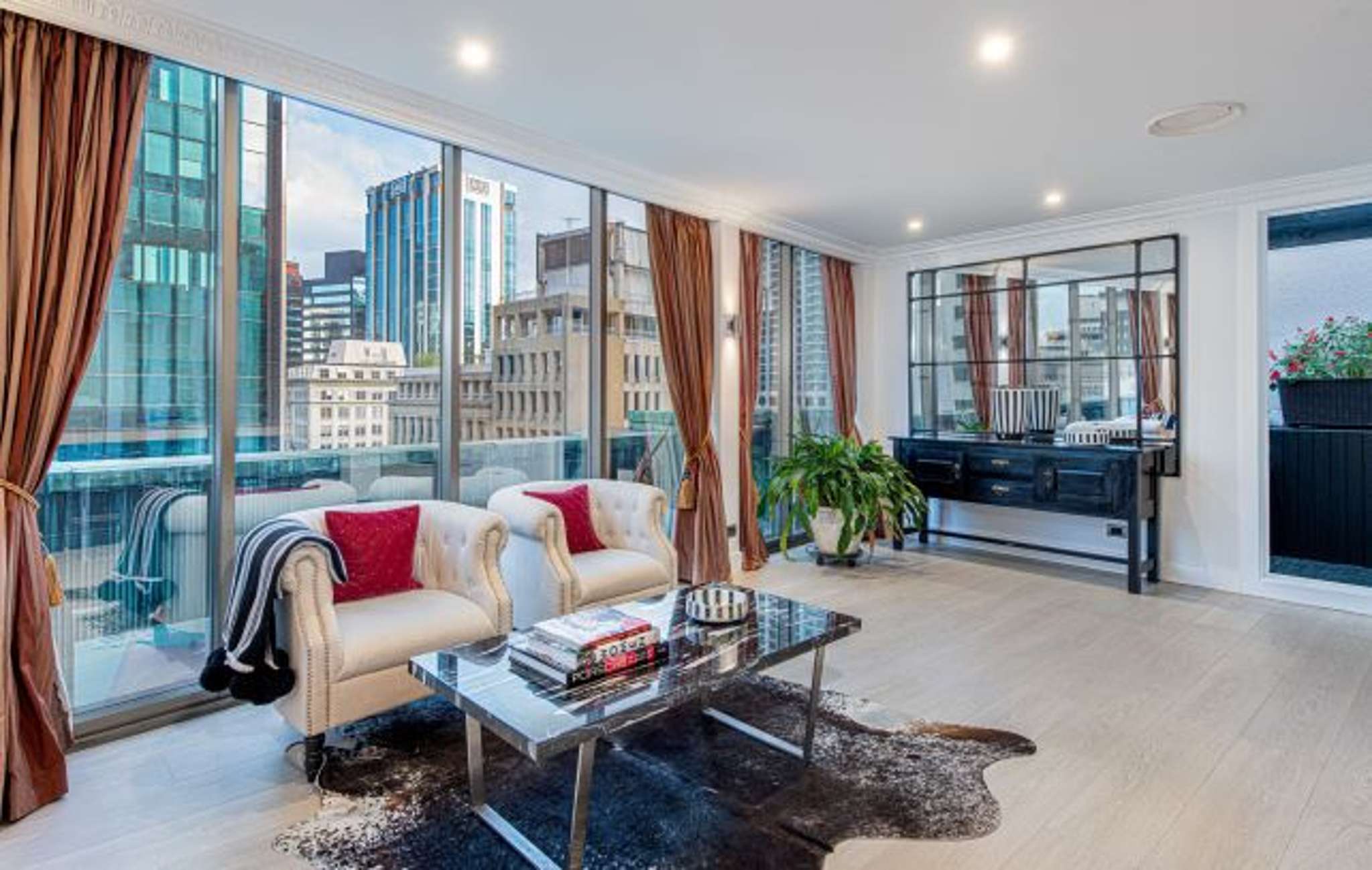 Grand Auckland apartment in a heritage city building on the market