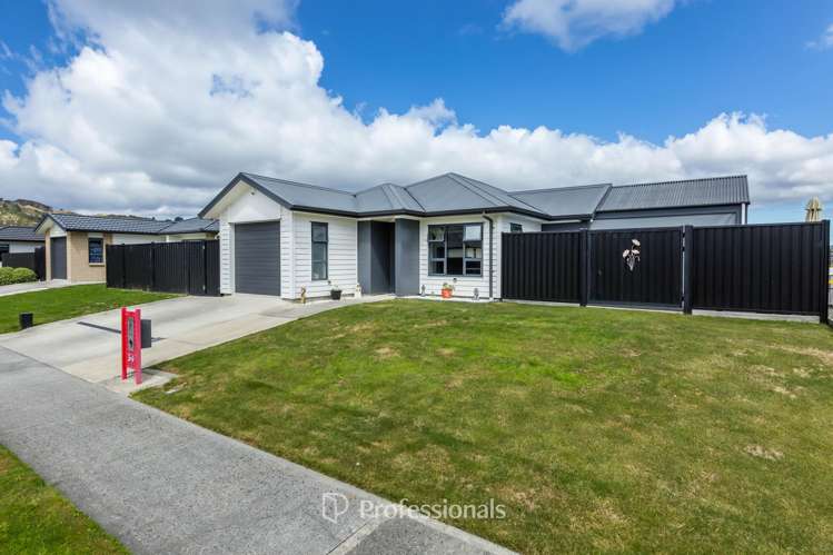 34 Filmer Crescent Wallaceville_24