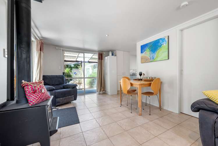 8 Karaka Street Rarangi_4
