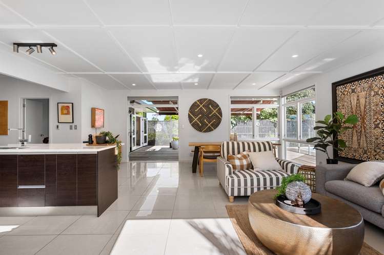 189 Upper Harbour Drive Greenhithe_6