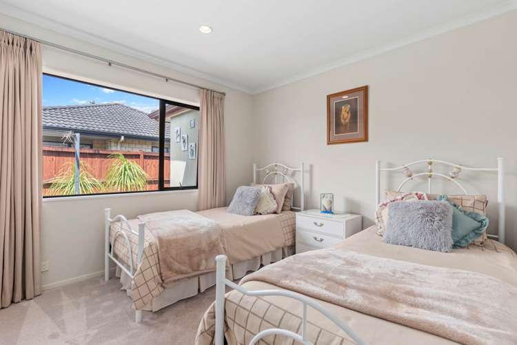 33 Turnberry Drive Wattle Downs_21