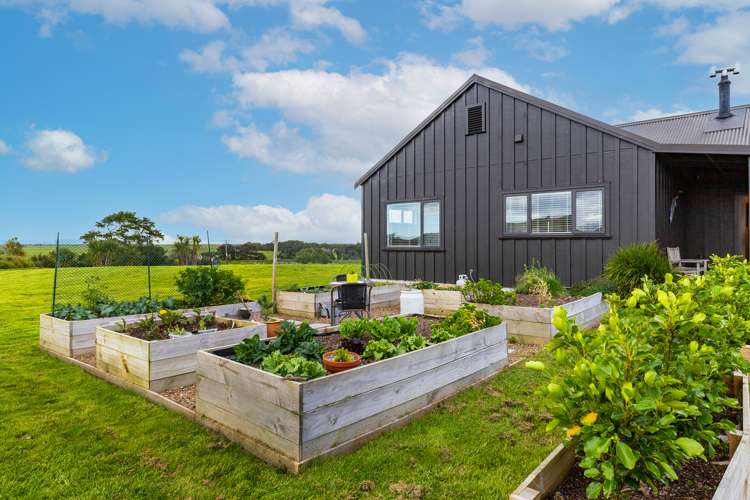 1 Omaumau Road Glorit_32