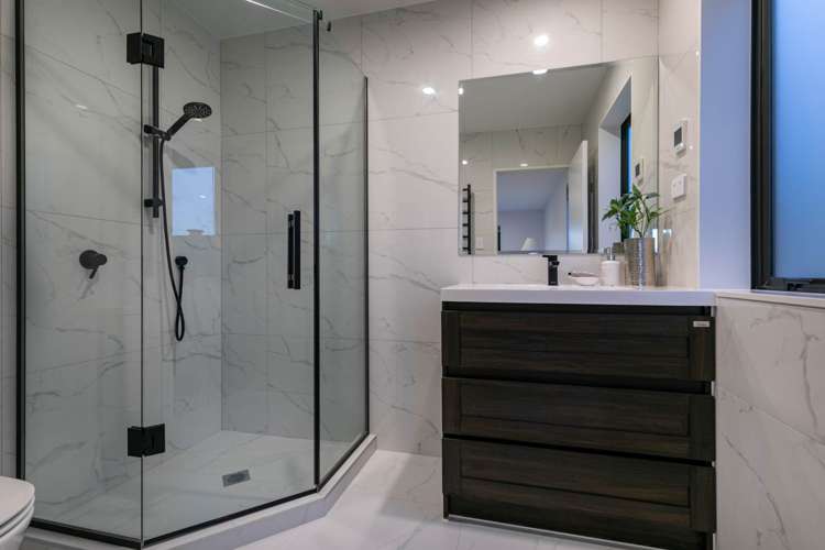 150 Arran Point Parade Orewa_15