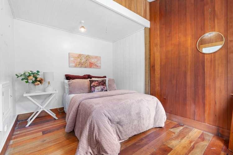 83 Anawhata Road Anawhata_8