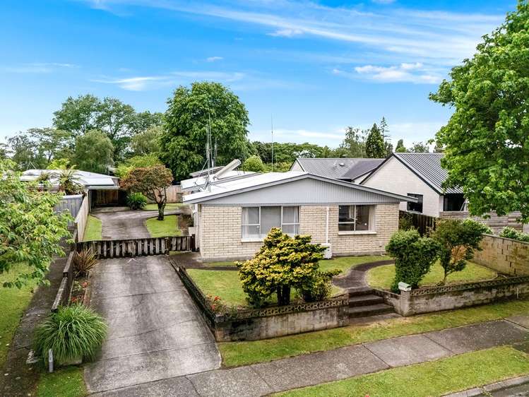 36 Rutherford Street Chedworth_13