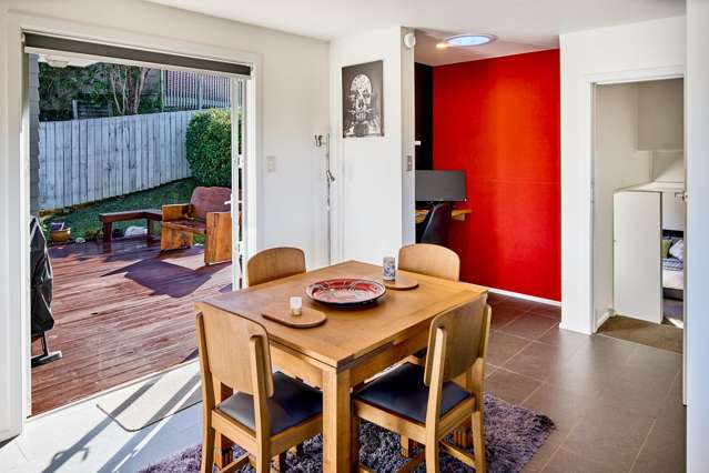 92 Mana View Road Paremata_4