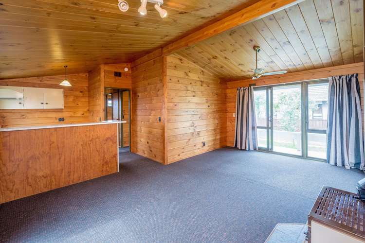 140 Manly Street Paraparaumu Beach_1