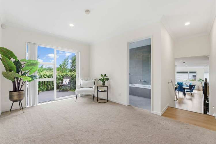 6 Viridian Lane Greenhithe_18