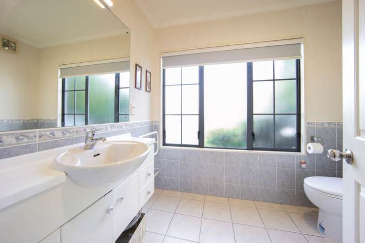 8 Kahala Place West Harbour_10