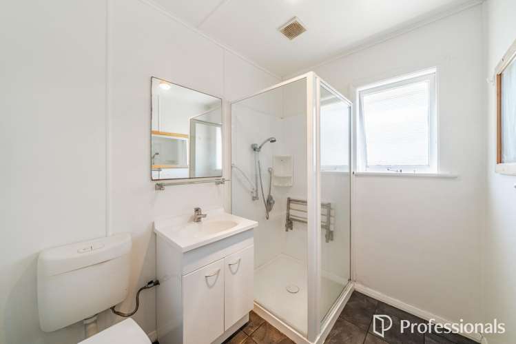 2/314 Fergusson Drive Heretaunga_22