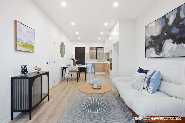 4/40 Saint Leonards Road Kelston_13